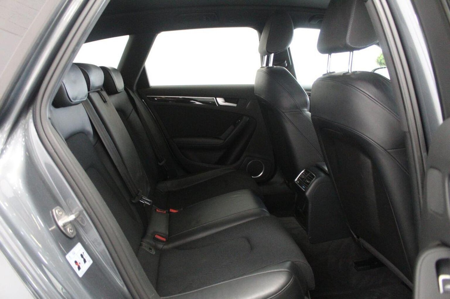 Used Audi A4 Avant 2015 for sale - 76231640: Photo 48