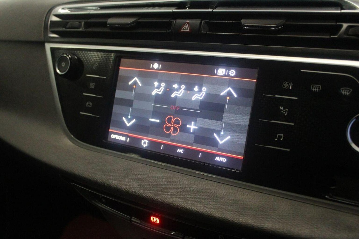 Used Citroen Grand C4 Picasso 2017 for sale - 77166150: Photo 44