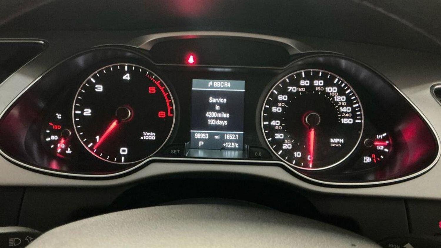 Used Audi A4 Avant 2015 for sale - 76935317: Photo 14