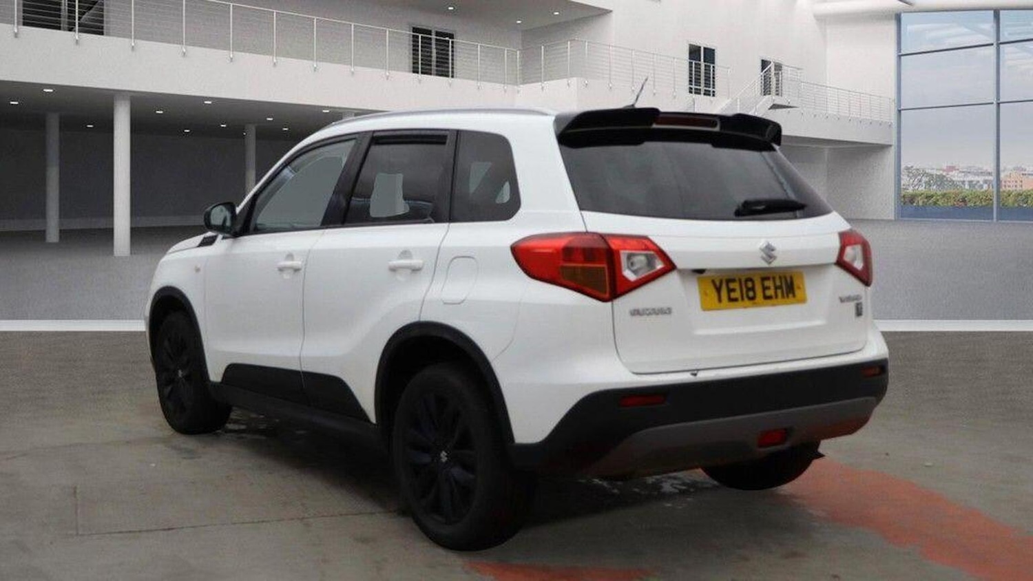 Used Suzuki Vitara 2018 for sale - 76941748: Photo 4