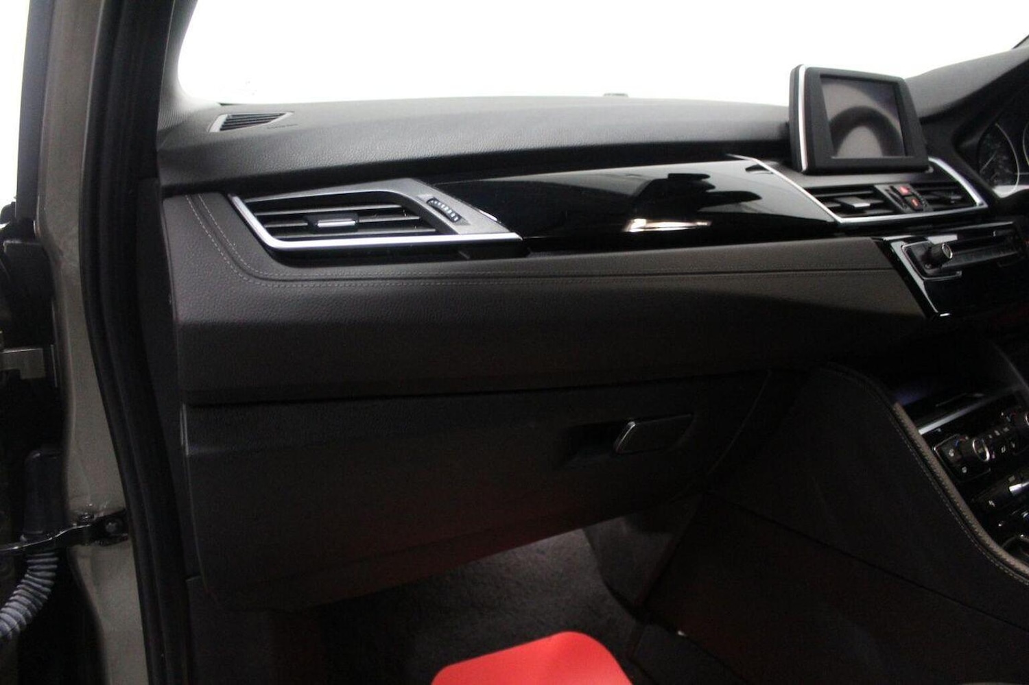 Used BMW 2 Series 2015 for sale - 77937876: Photo 31