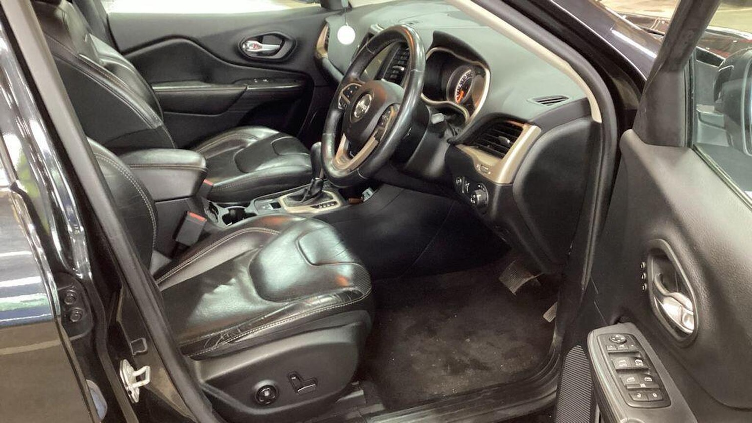 Used Jeep Cherokee 2017 for sale - 77590114: Photo 13