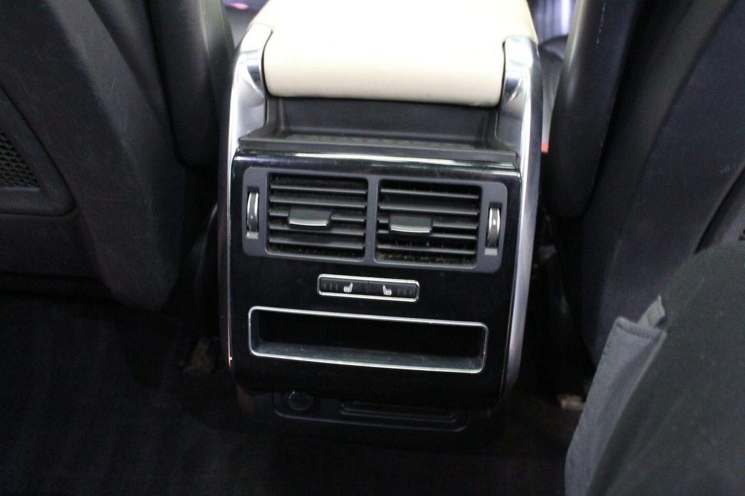 Used Land Rover Range Rover Sport 2014 for sale - 77938044: Photo 44