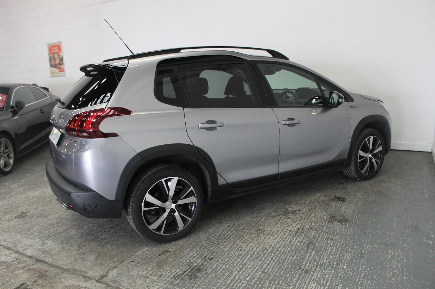 Used Peugeot 2008 2017 for sale - 77937834: Photo 11