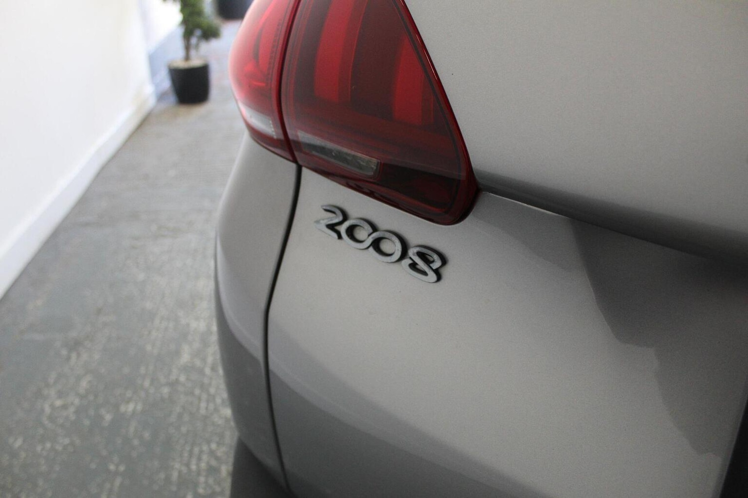 Used Peugeot 2008 2017 for sale - 77937834: Photo 17