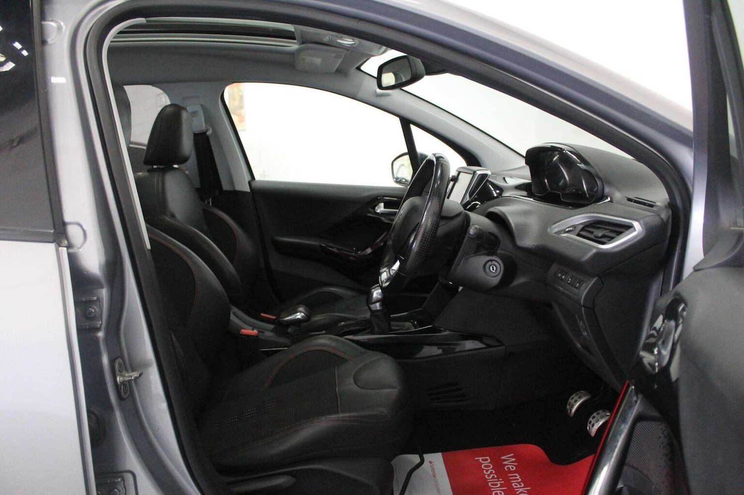 Used Peugeot 2008 2017 for sale - 77937834: Photo 31