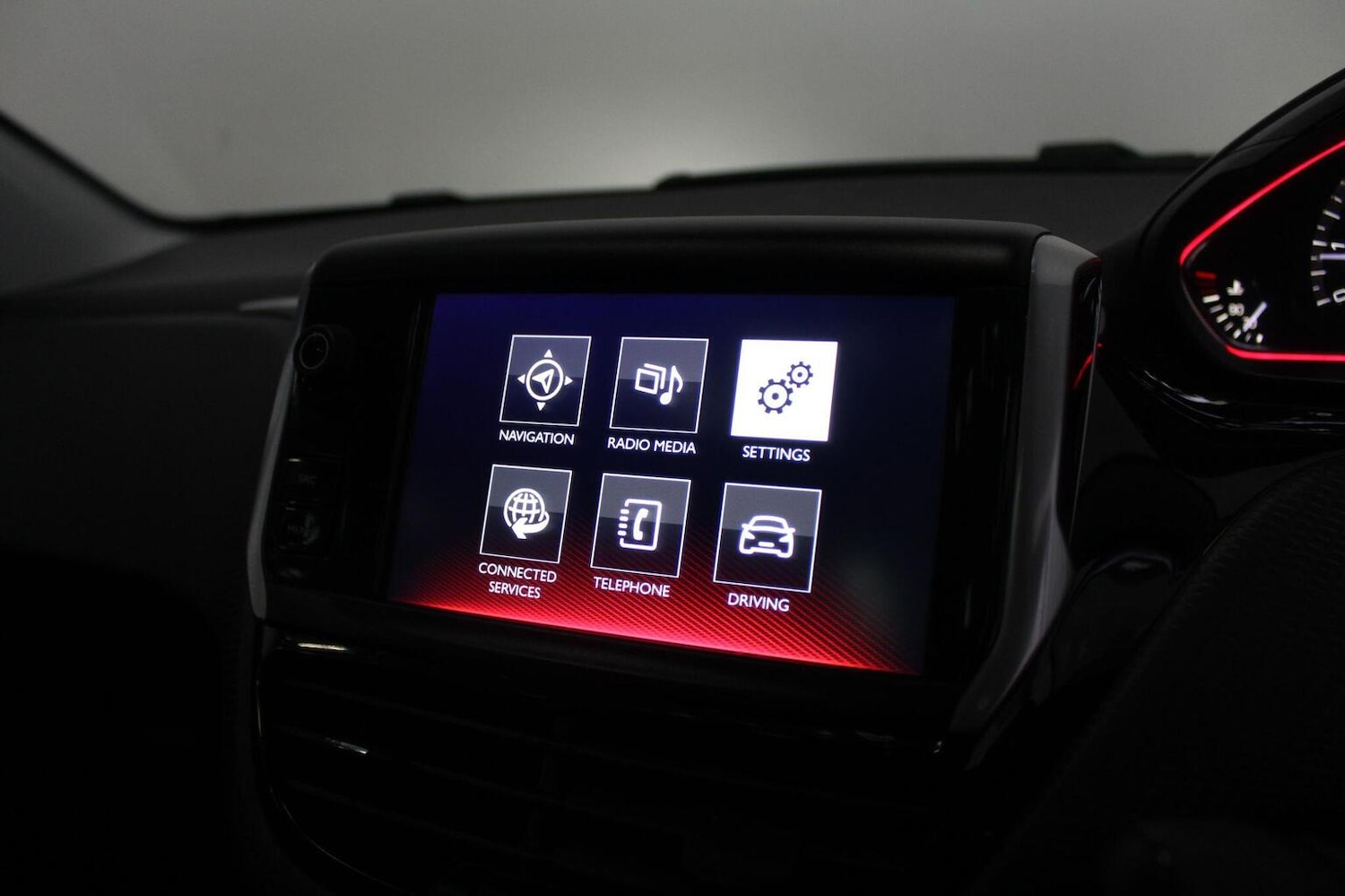 Used Peugeot 2008 2017 for sale - 77937834: Photo 39