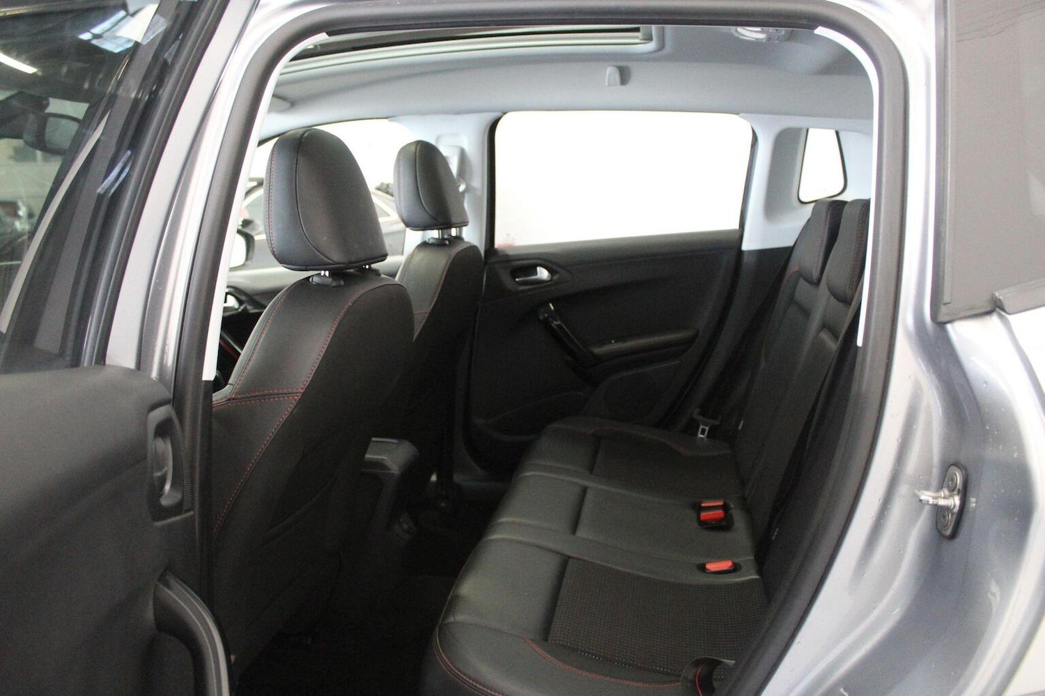 Used Peugeot 2008 2017 for sale - 77937834: Photo 52