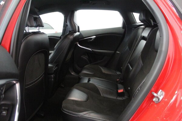 Used Volvo V40 2016 for sale - 75529852: Photo 47