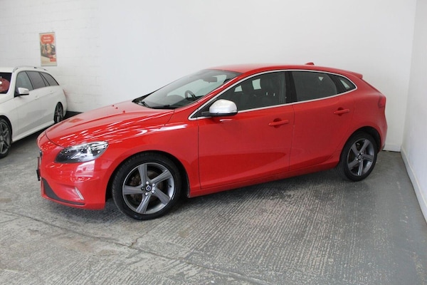 Used Volvo V40 2016 for sale - 75529852: Photo 5
