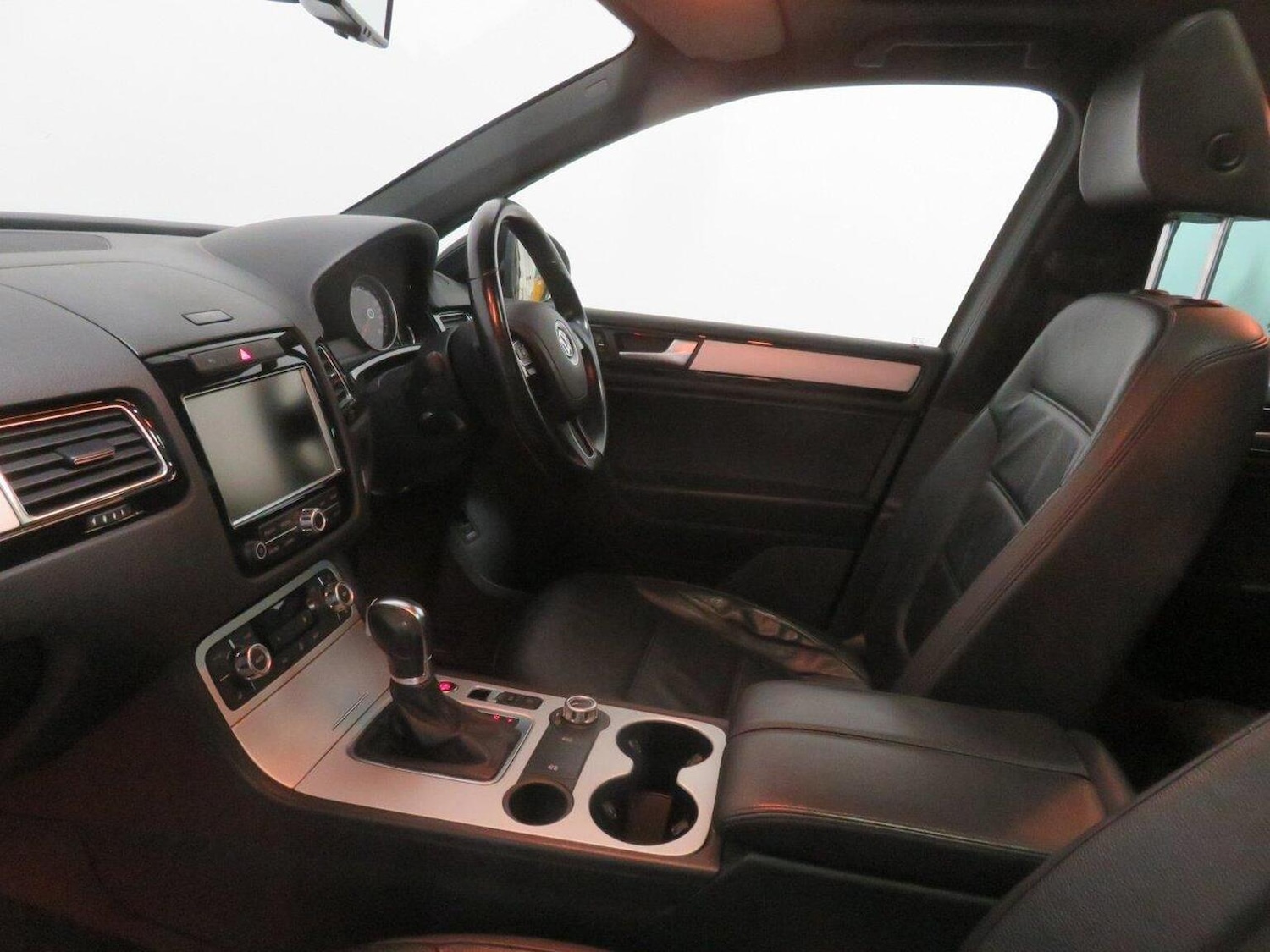 Used Volkswagen Touareg 2014 for sale - 76924407: Photo 55