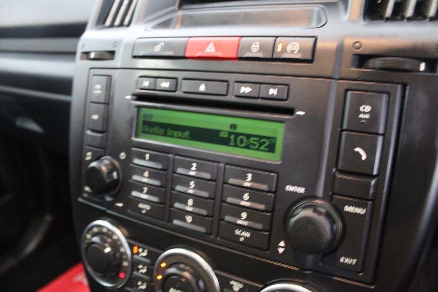 Used Land Rover Freelander 2011 for sale - 76527341: Photo 35