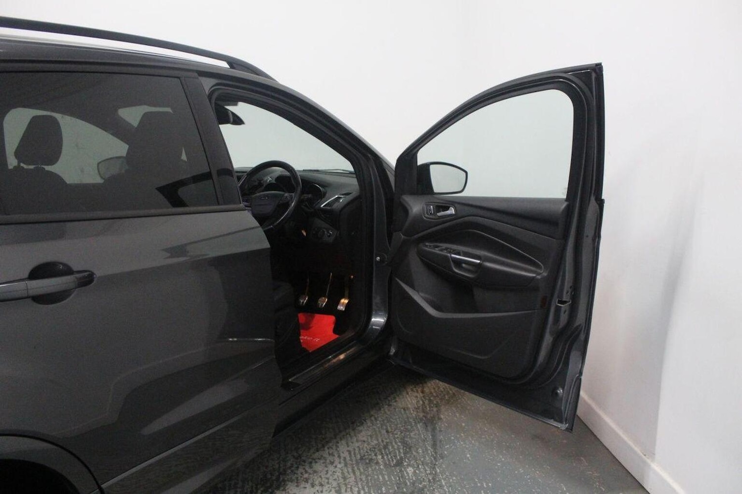 Used Ford Kuga 2017 for sale - 76799141: Photo 24