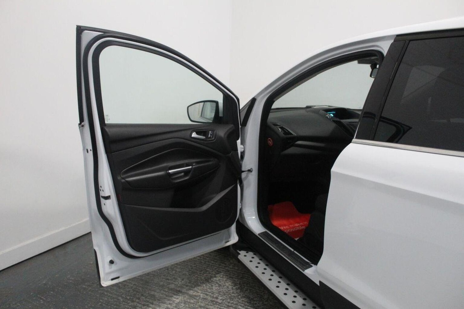 Used Ford Kuga 2015 for sale - 76580012: Photo 25