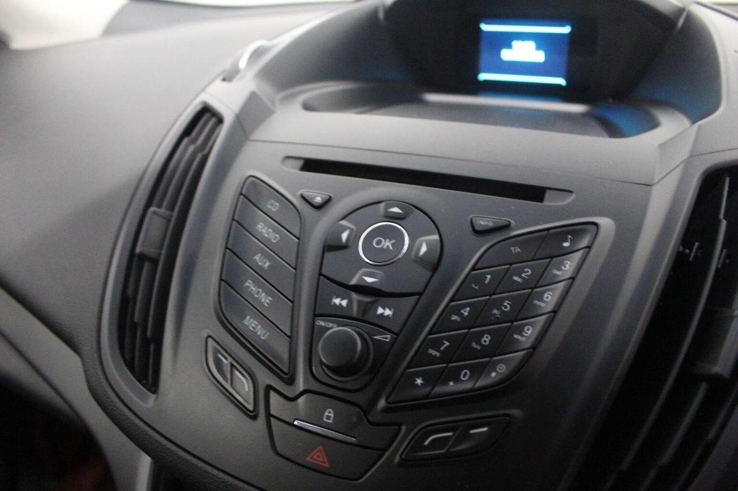 Used Ford Kuga 2015 for sale - 76580012: Photo 40