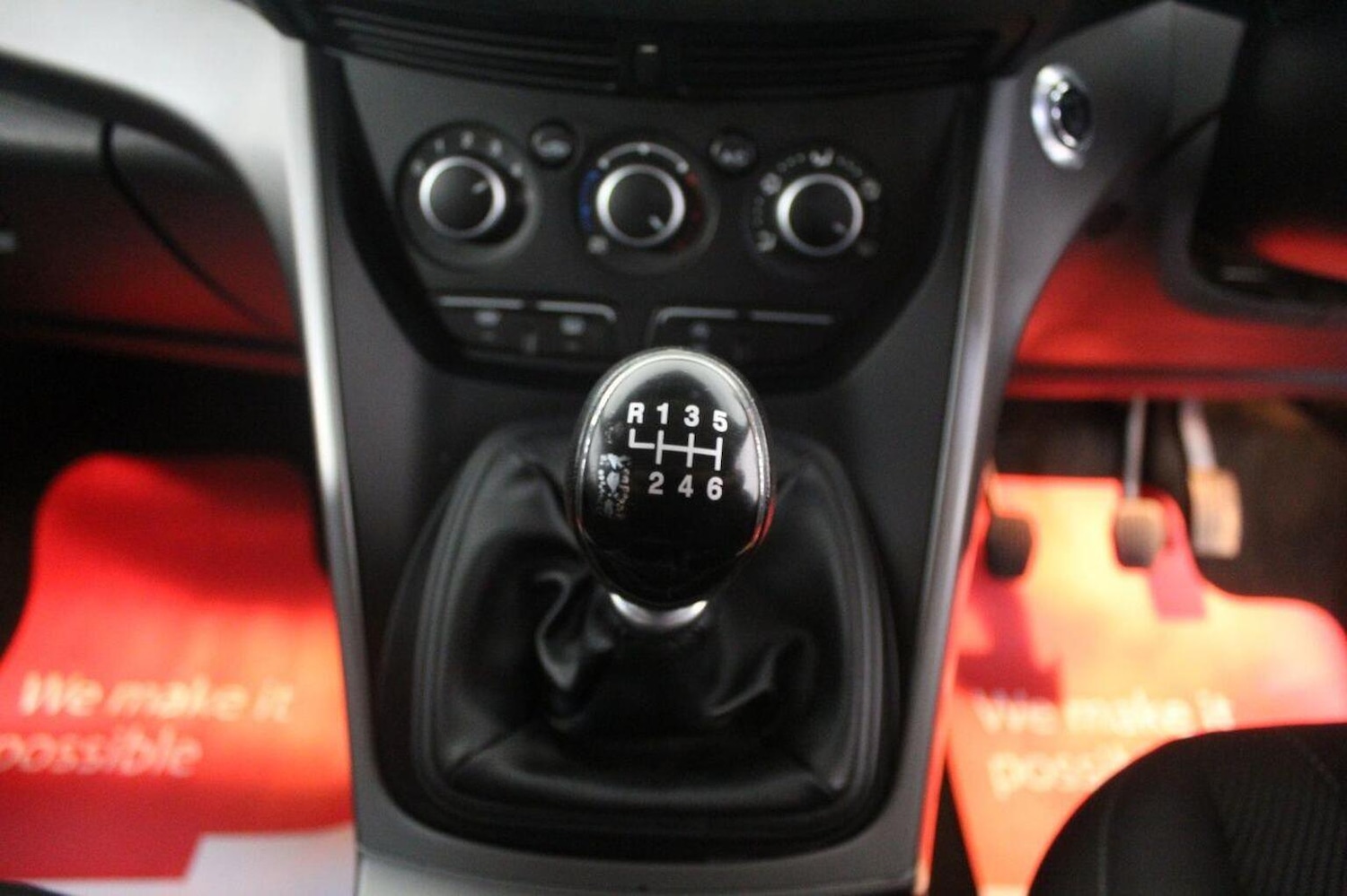 Used Ford Kuga 2015 for sale - 76580012: Photo 42