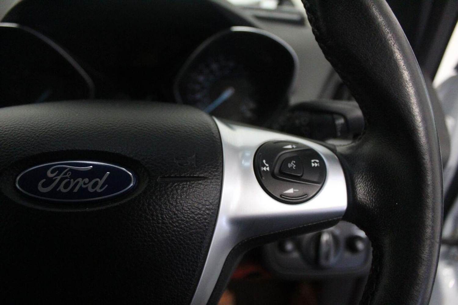 Used Ford Kuga 2015 for sale - 76580012: Photo 47