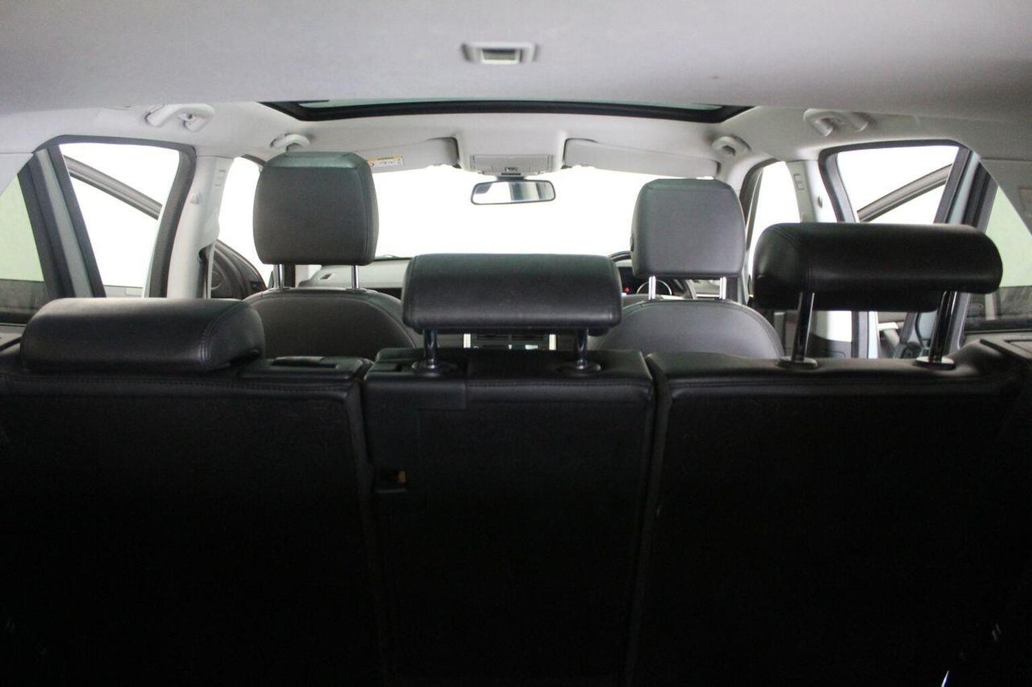 Used Land Rover Discovery Sport 2015 for sale - 77027918: Photo 65