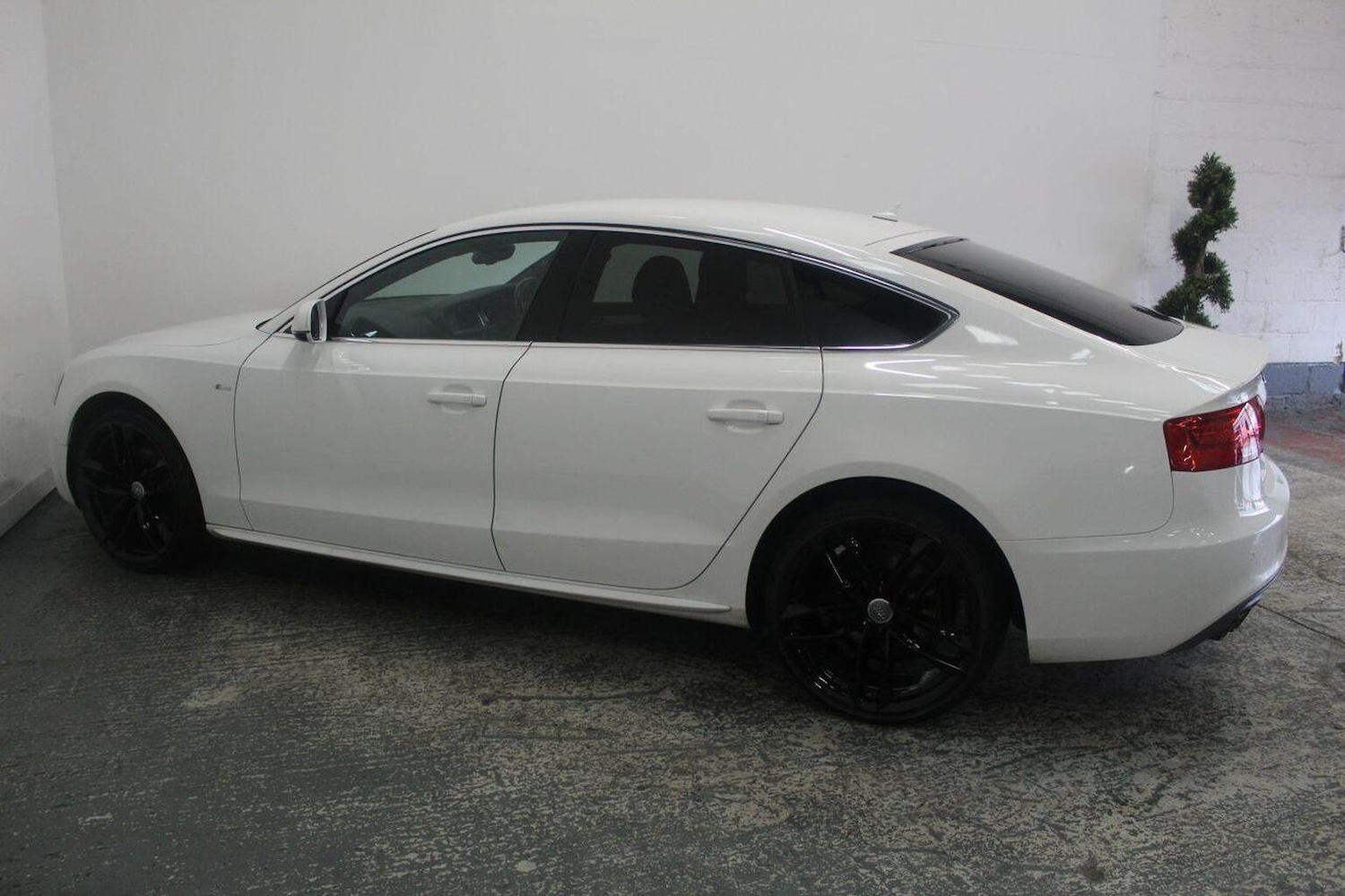 Used Audi A5 2014 for sale - 77409612: Photo 10