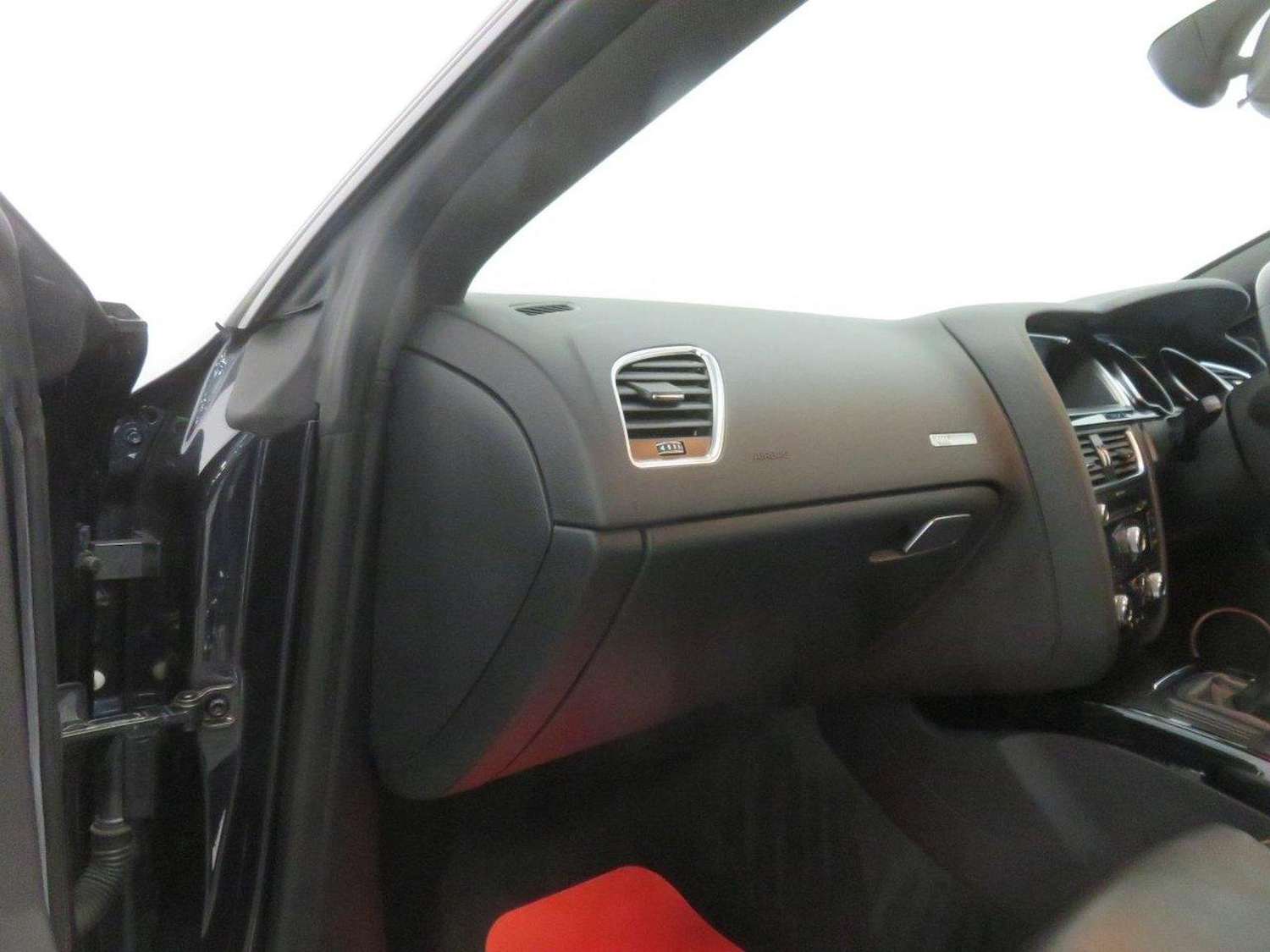 Vehicle 28