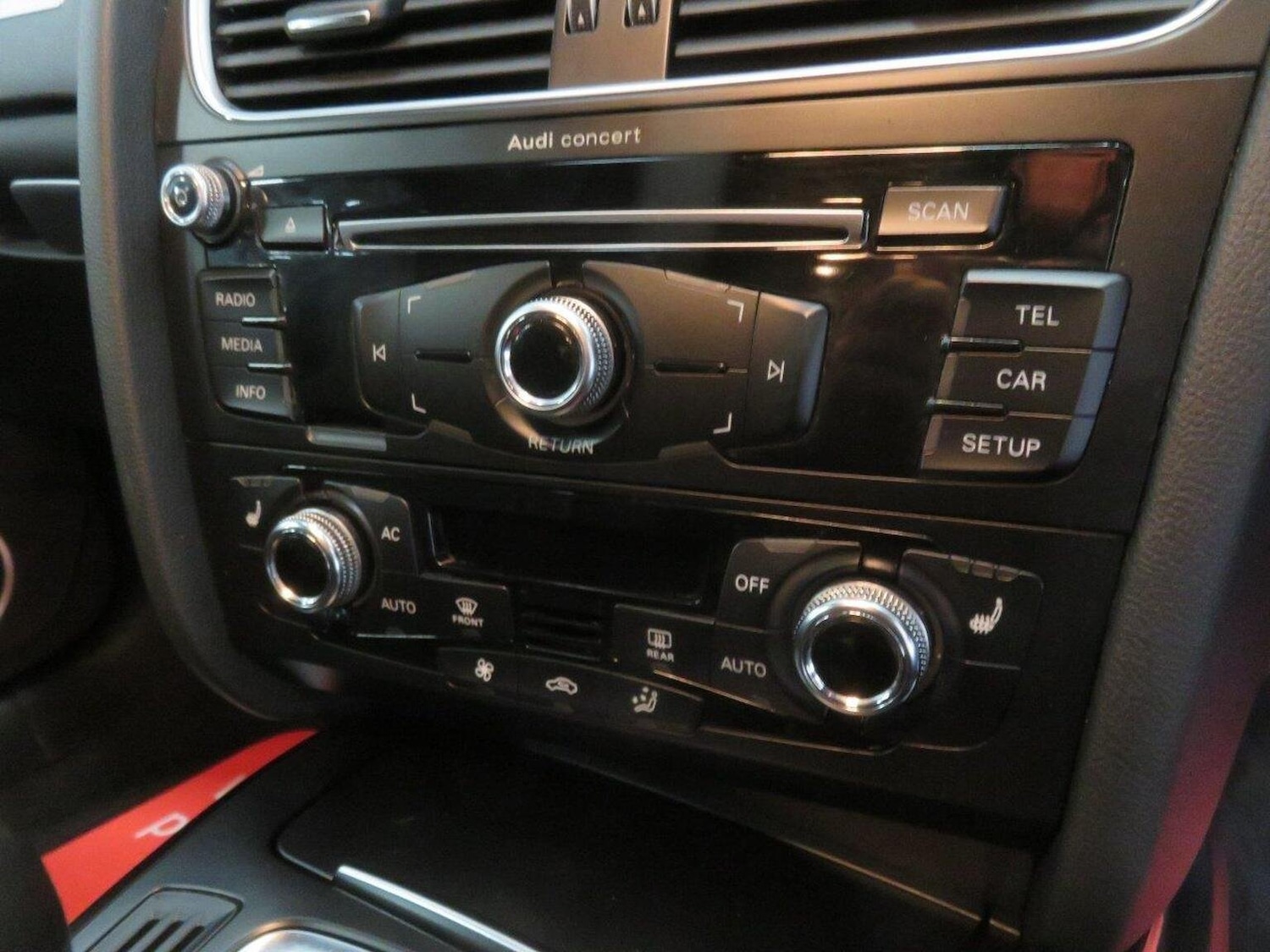Vehicle 33