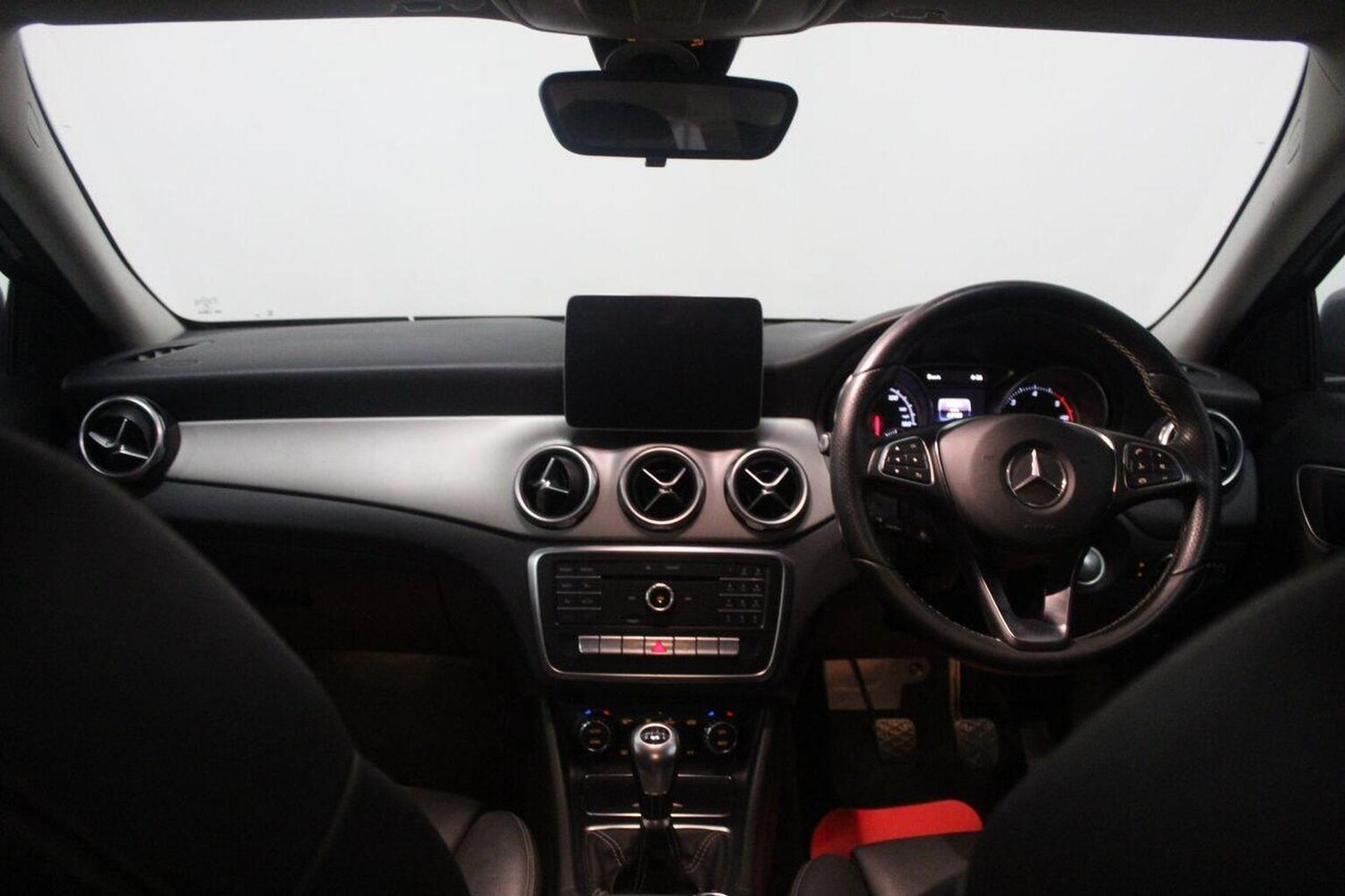 Used Mercedes-Benz GLA 2017 for sale - 76855395: Photo 27