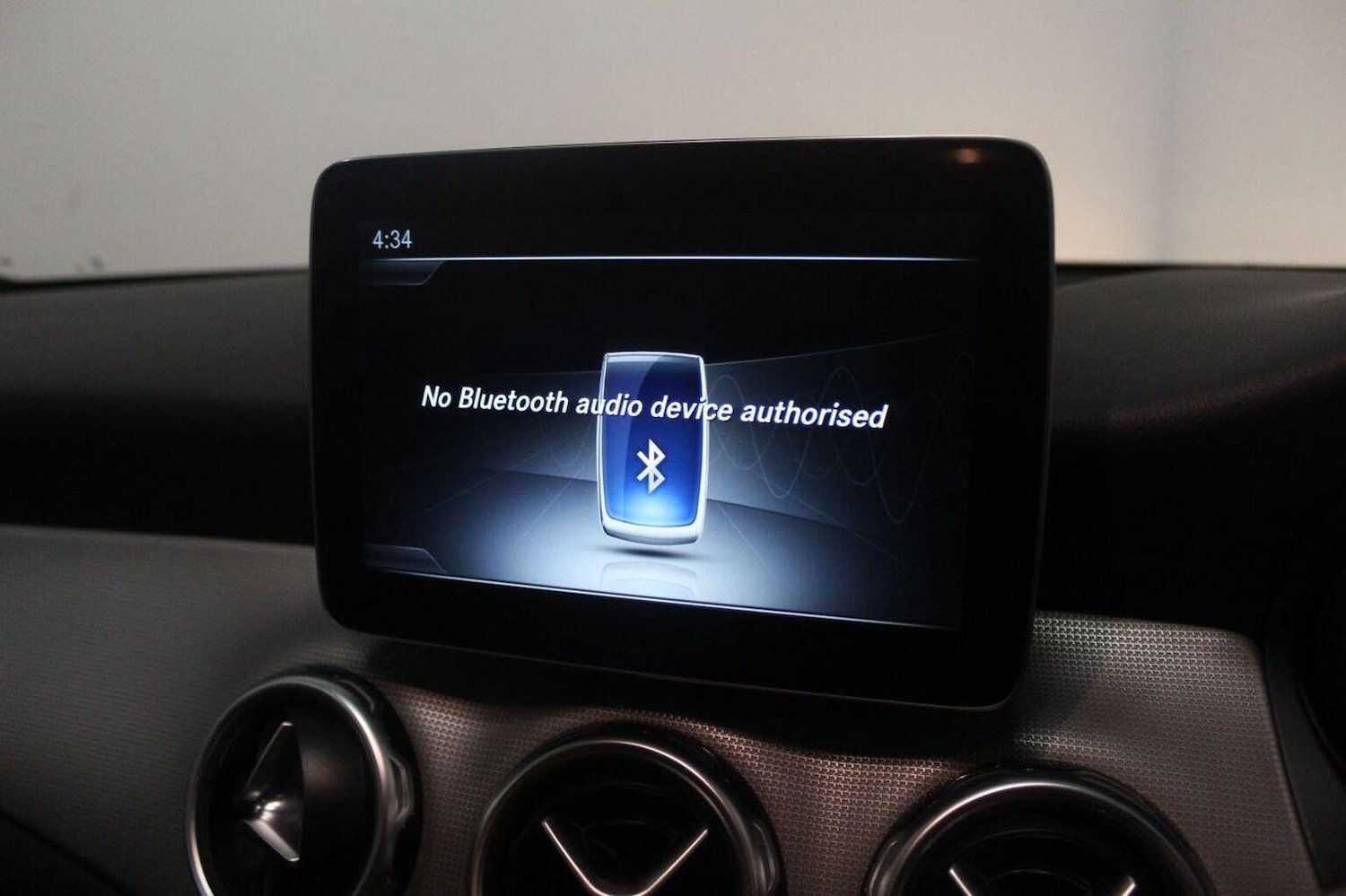 Used Mercedes-Benz GLA 2017 for sale - 76855395: Photo 33