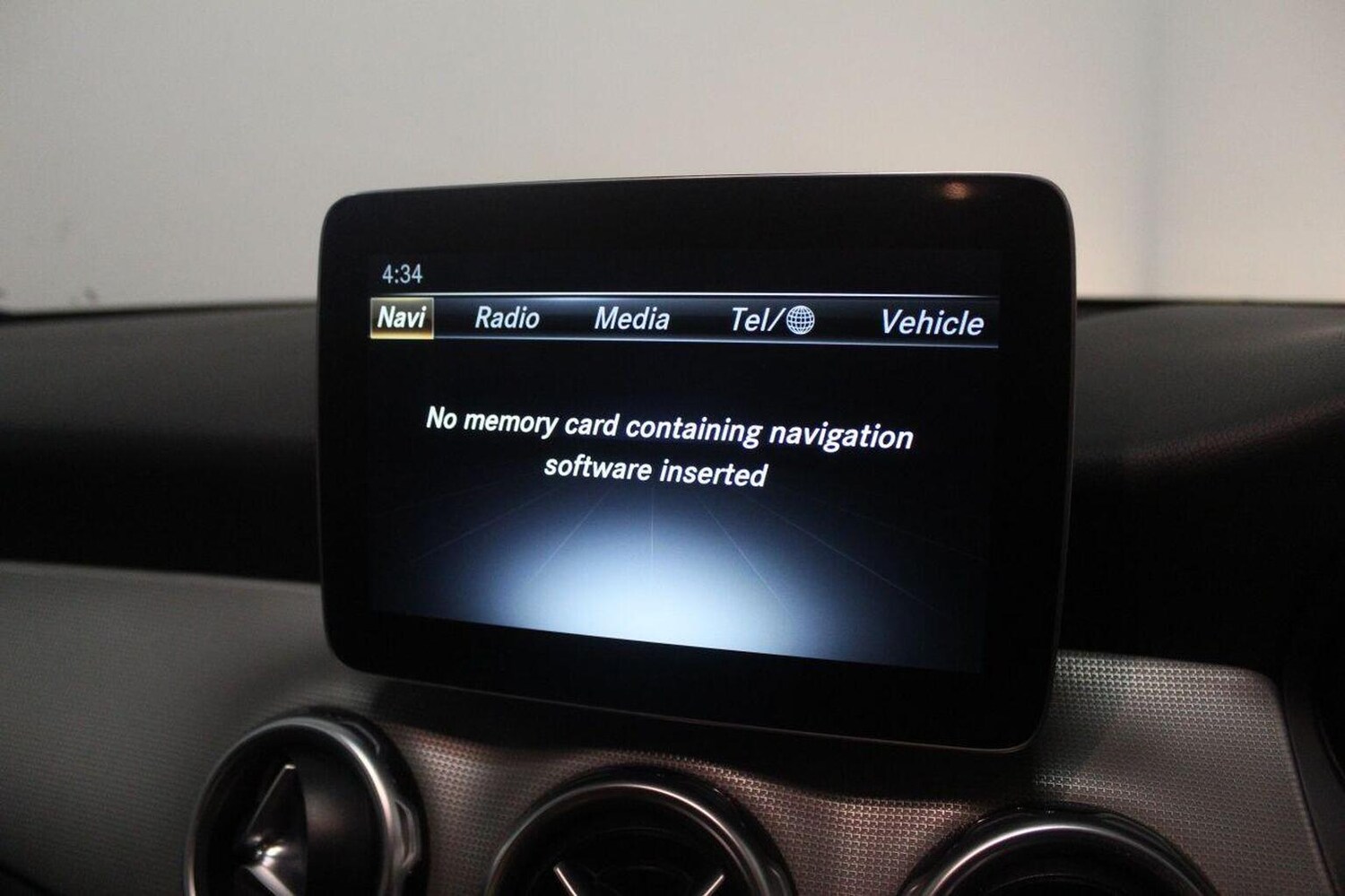 Used Mercedes-Benz GLA 2017 for sale - 76855395: Photo 35