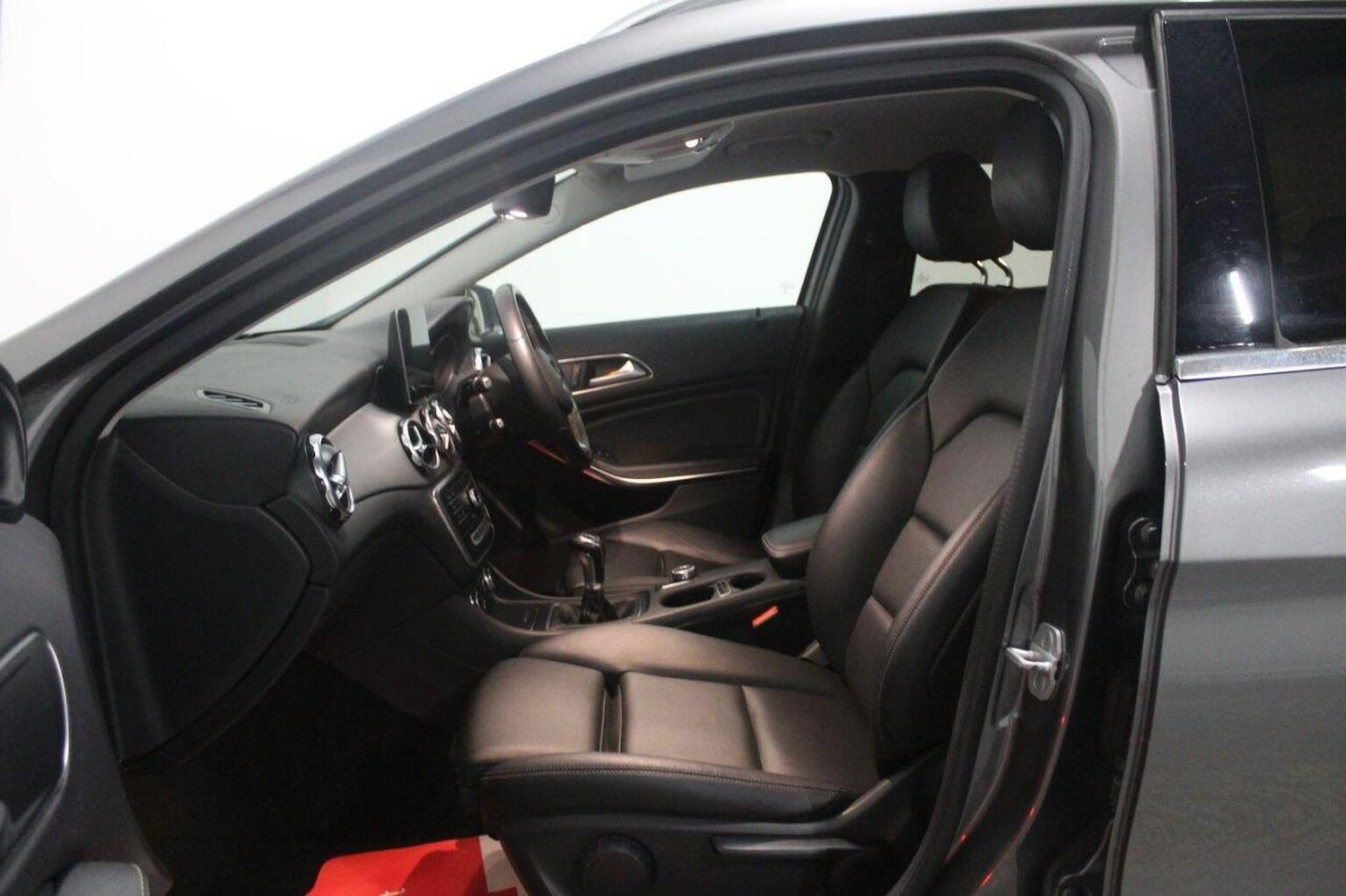 Used Mercedes-Benz GLA 2017 for sale - 76855395: Photo 49