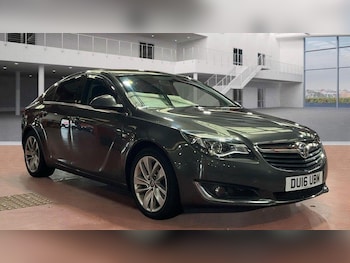Vauxhall - Insignia