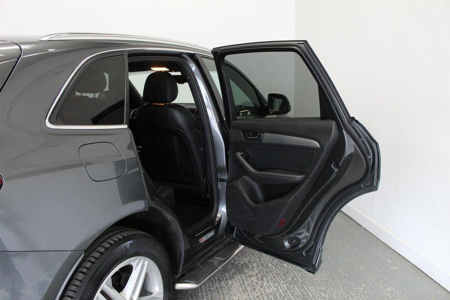 Vehicle 27