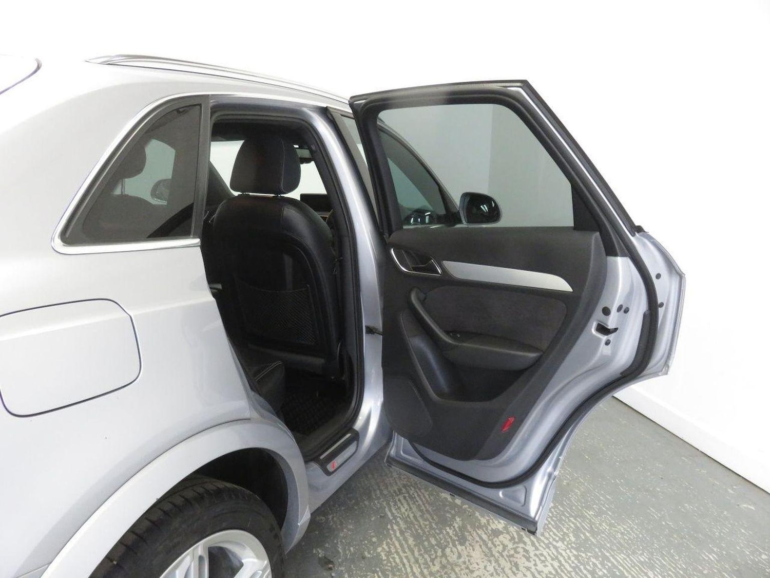 Vehicle 27