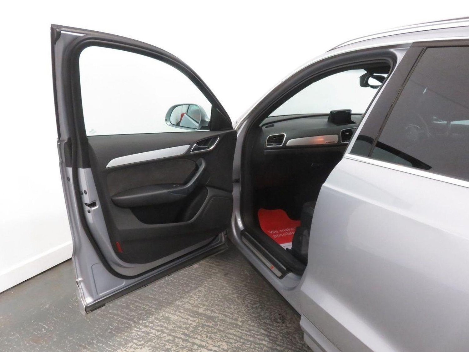 Vehicle 28