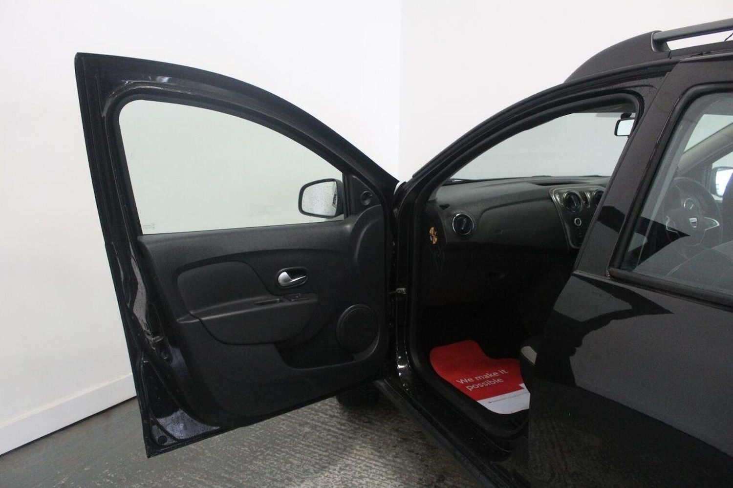 Used Dacia Sandero Stepway 2019 for sale - 76830344: Photo 25