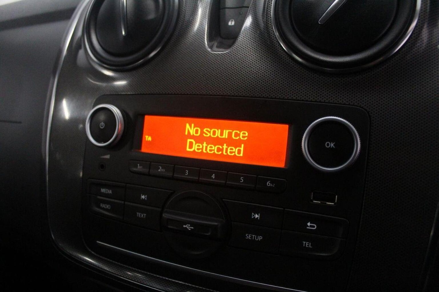 Used Dacia Sandero Stepway 2019 for sale - 76830344: Photo 33