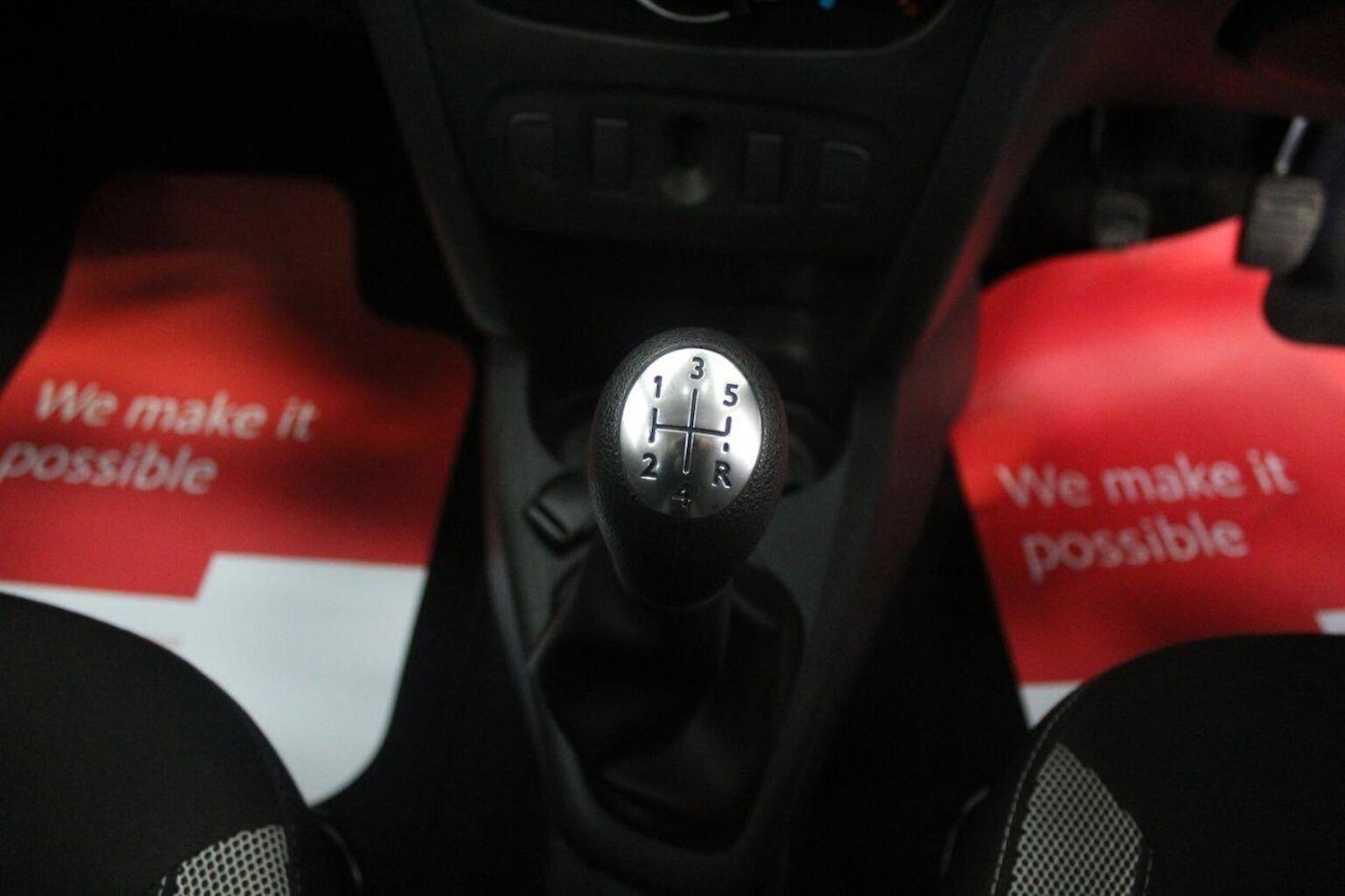 Used Dacia Sandero Stepway 2019 for sale - 76830344: Photo 38