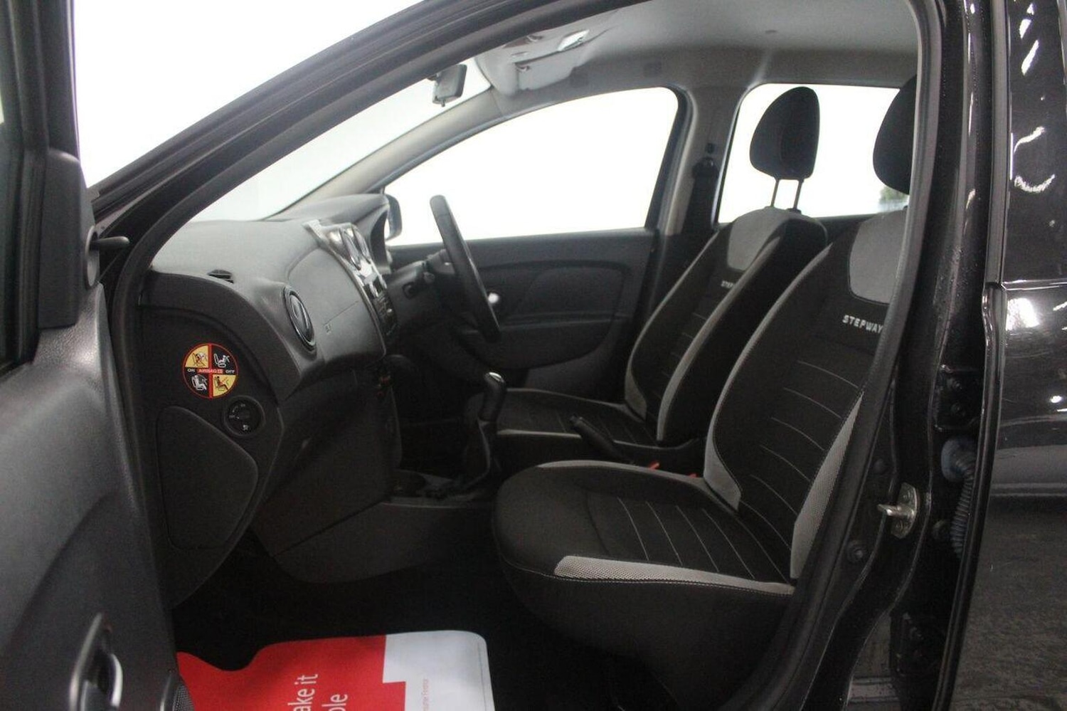 Used Dacia Sandero Stepway 2019 for sale - 76830344: Photo 44