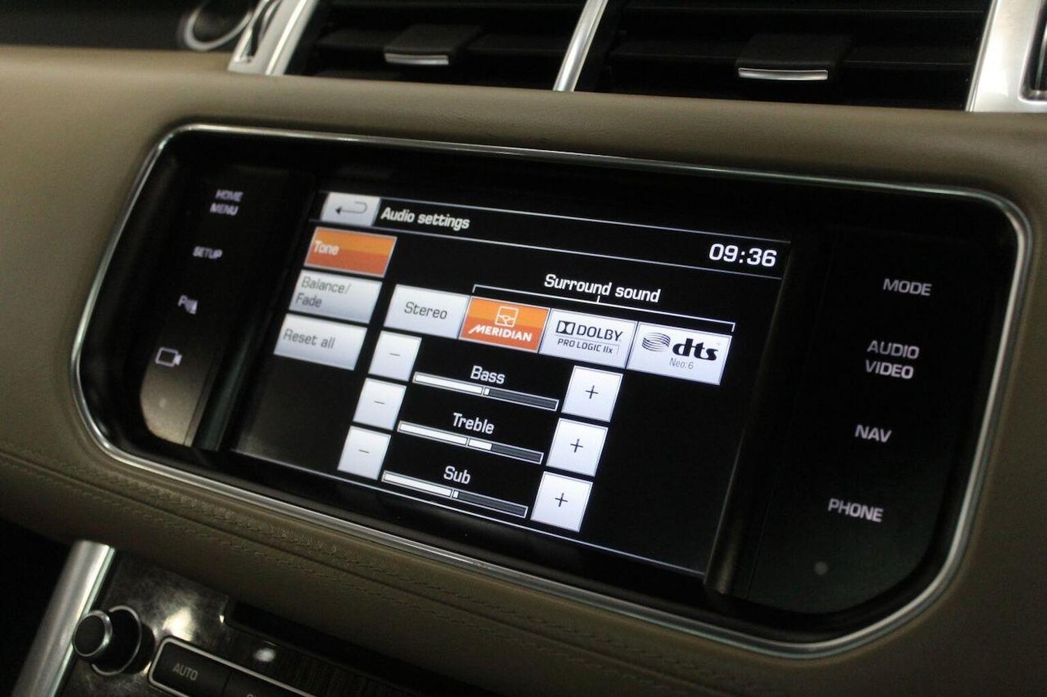 Used Land Rover Range Rover Sport 2015 for sale - 77937941: Photo 40