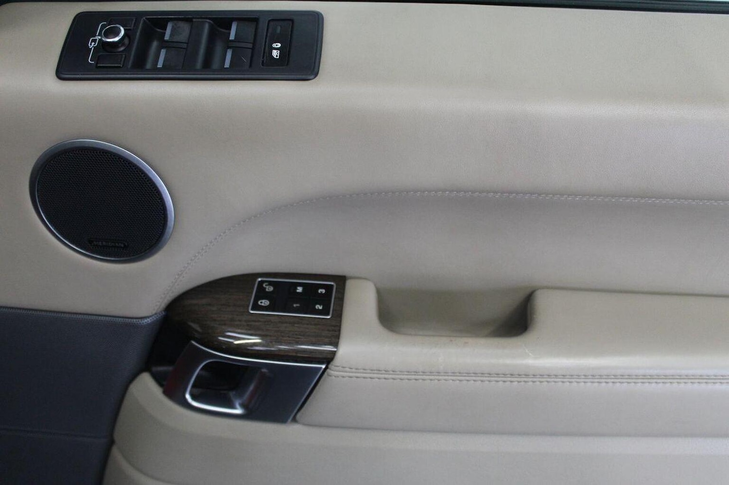 Used Land Rover Range Rover Sport 2015 for sale - 77937941: Photo 56