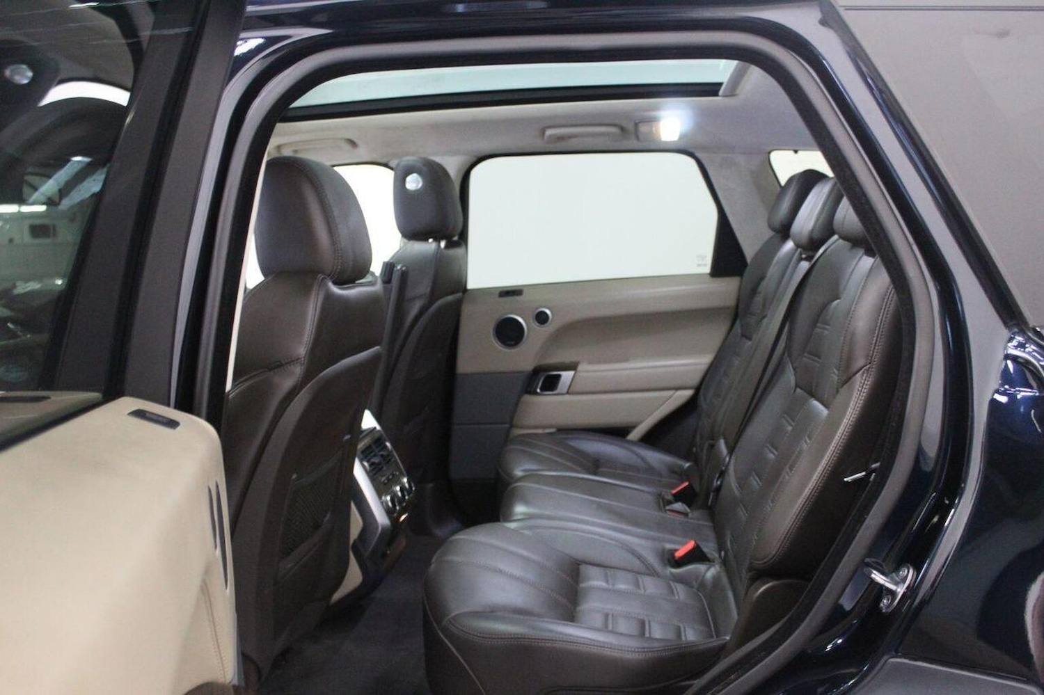 Used Land Rover Range Rover Sport 2015 for sale - 77937941: Photo 58