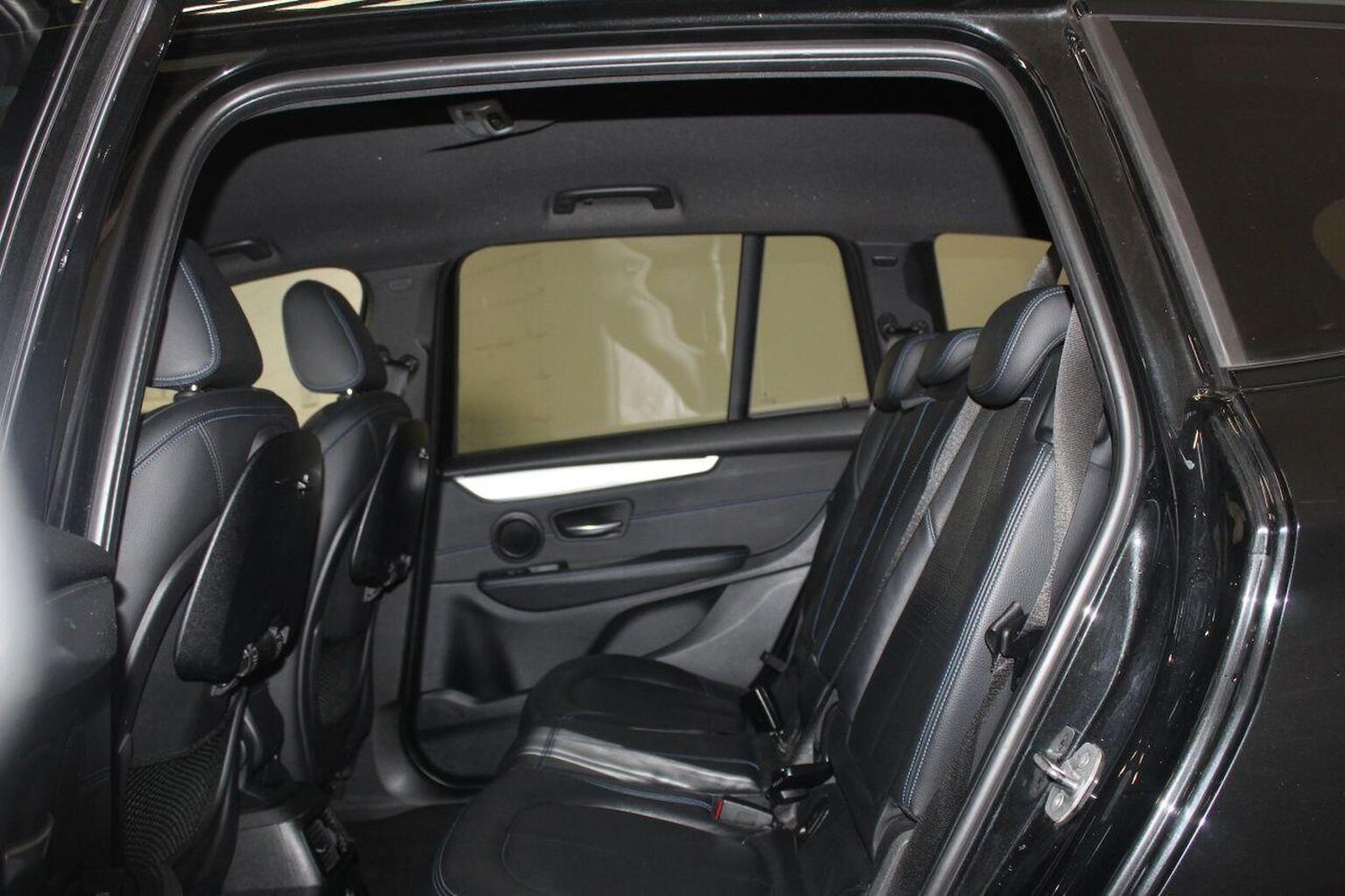 Used BMW 2 Series 2015 for sale - 77937979: Photo 51