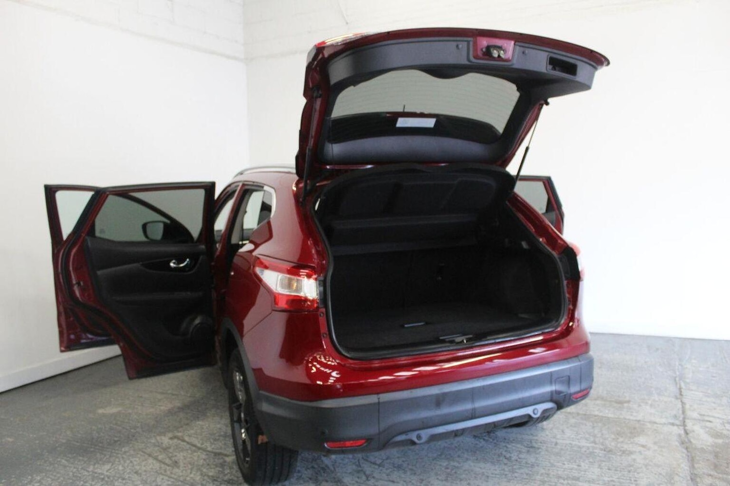 Used Nissan Qashqai 2016 for sale - 76769669: Photo 21