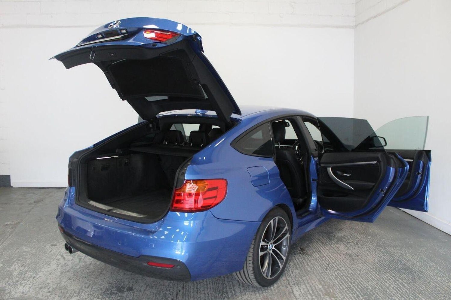 Used BMW 3 Series 2016 for sale - 76011366: Photo 21