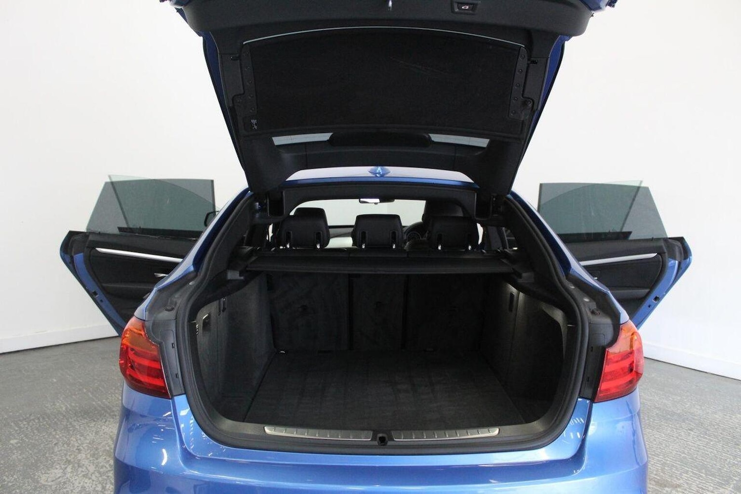 Used BMW 3 Series 2016 for sale - 76011366: Photo 23