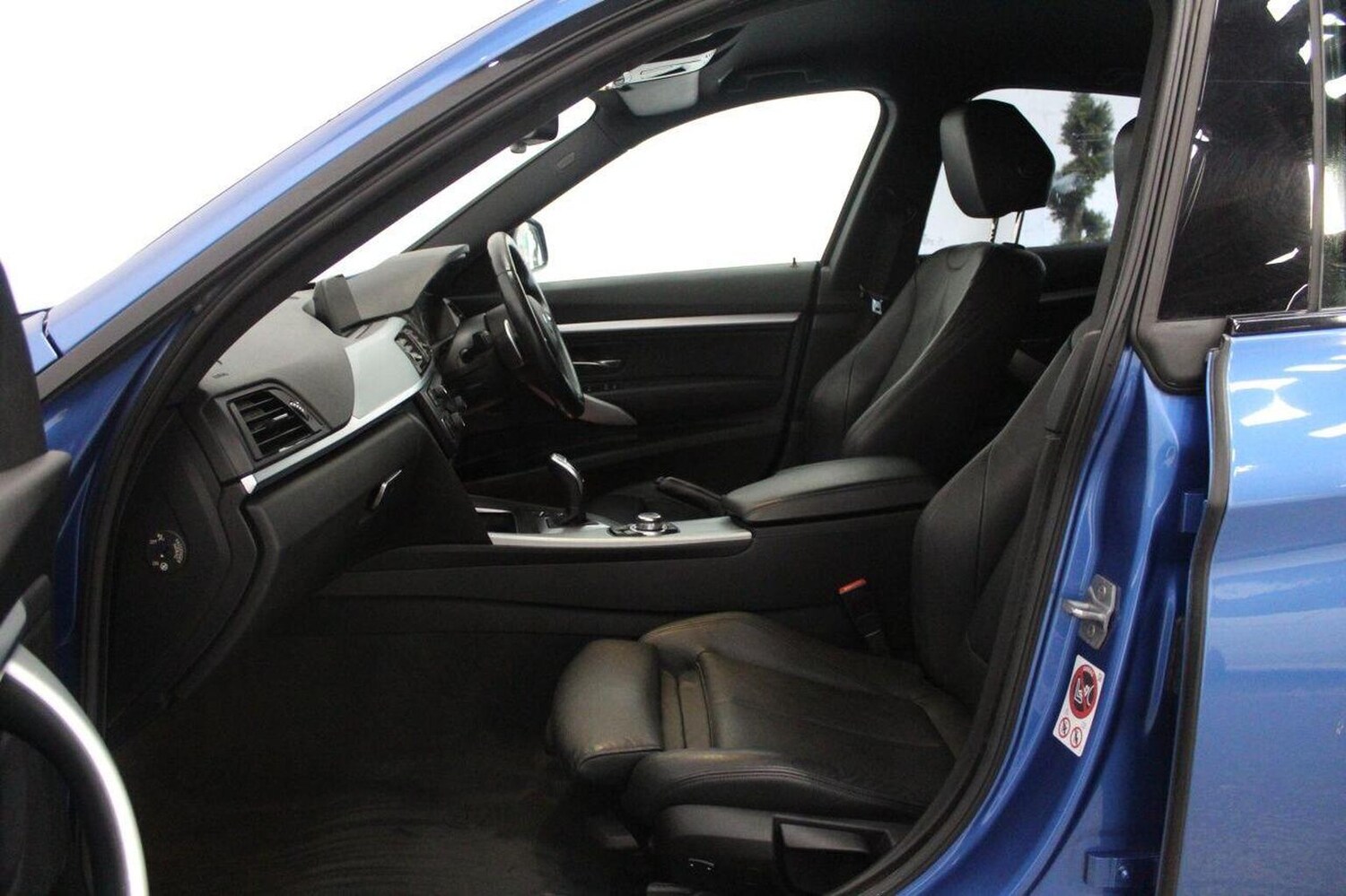 Used BMW 3 Series 2016 for sale - 76011366: Photo 51