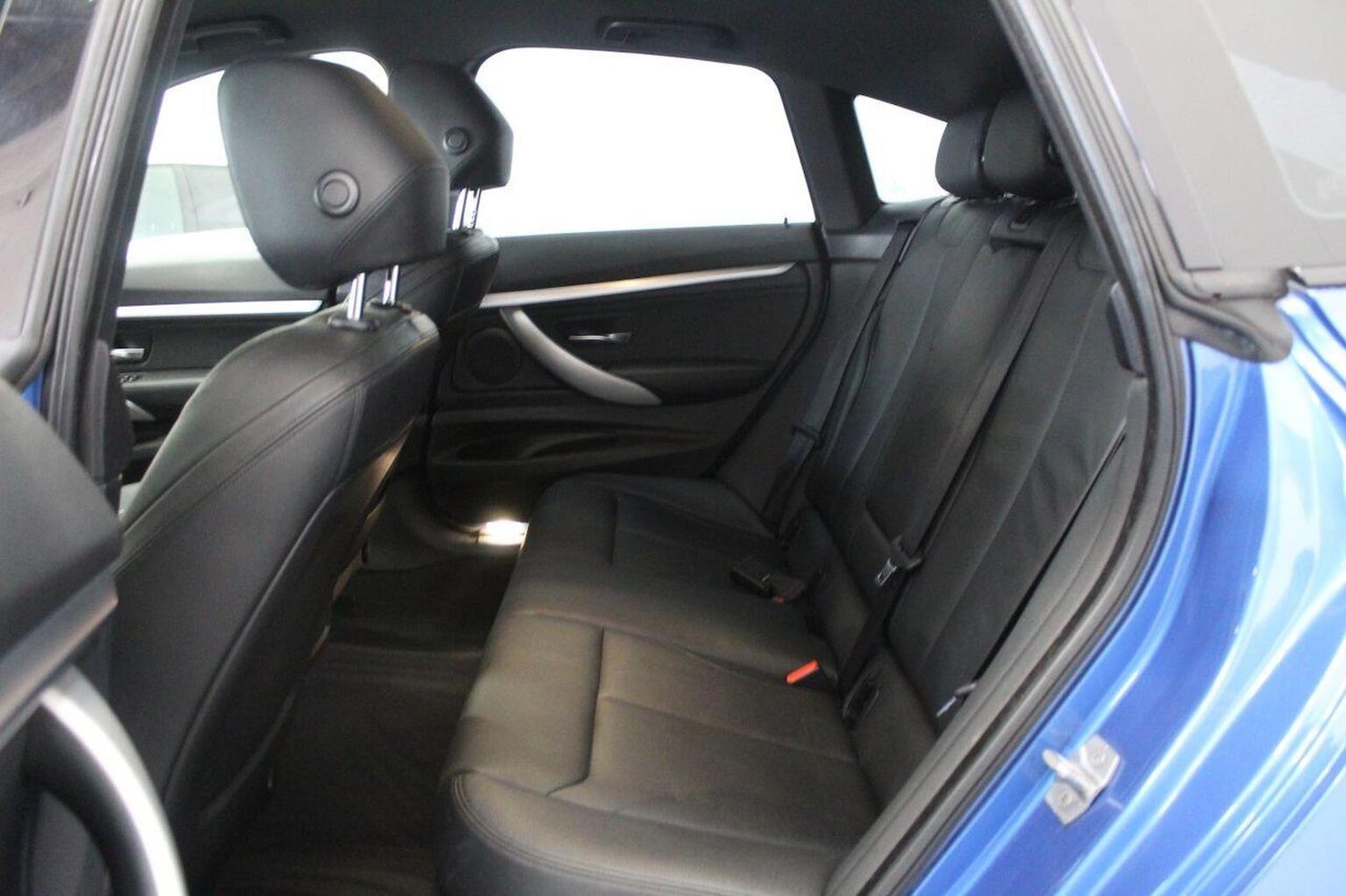 Used BMW 3 Series 2016 for sale - 76011366: Photo 53