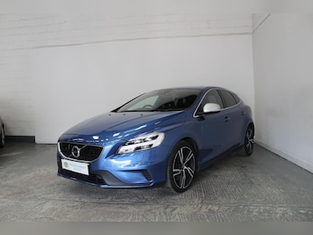 Used Volvo V40 2019 for sale - 79558231: Photo