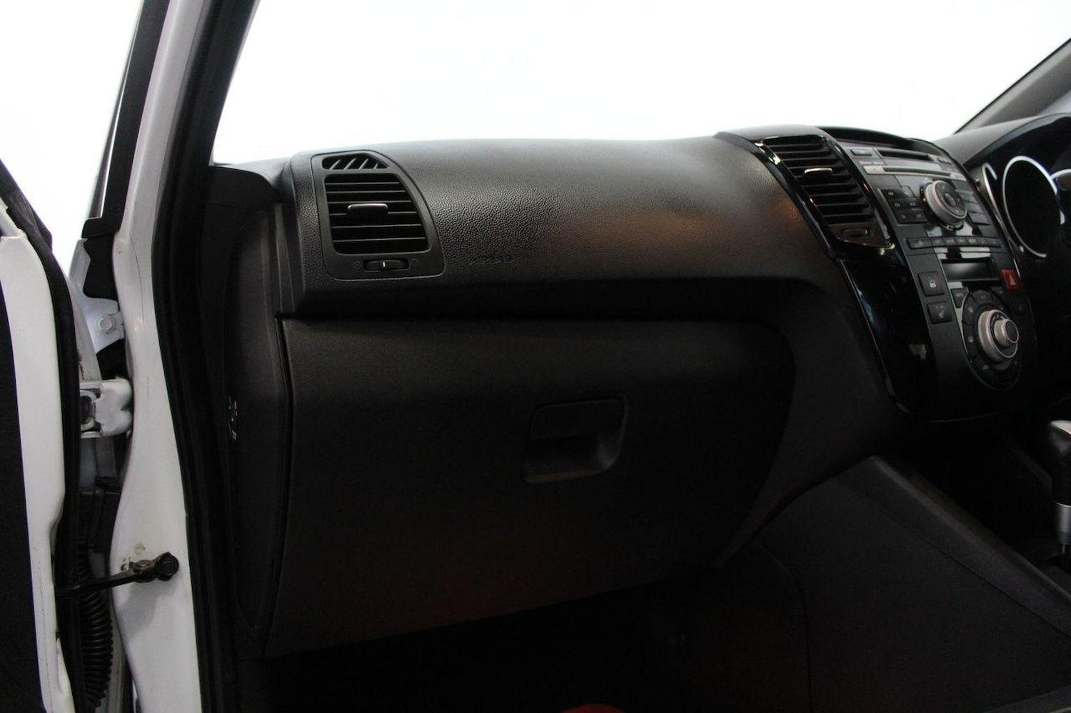 Used Kia Venga 2011 for sale - 76793678: Photo 31