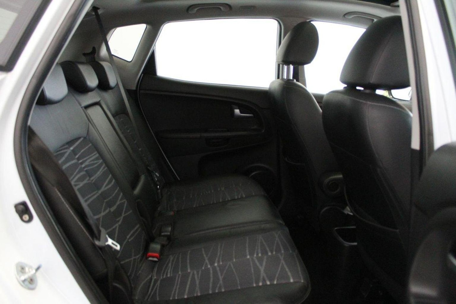 Used Kia Venga 2011 for sale - 76793678: Photo 52