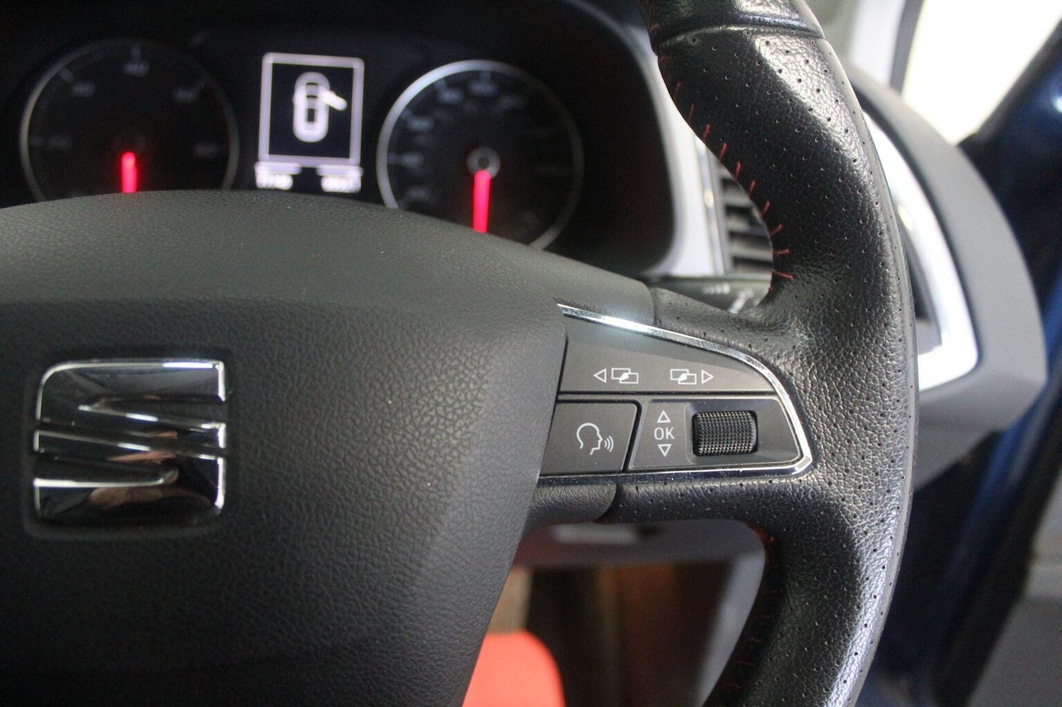 Used SEAT Leon 2014 for sale - 77099899: Photo 45